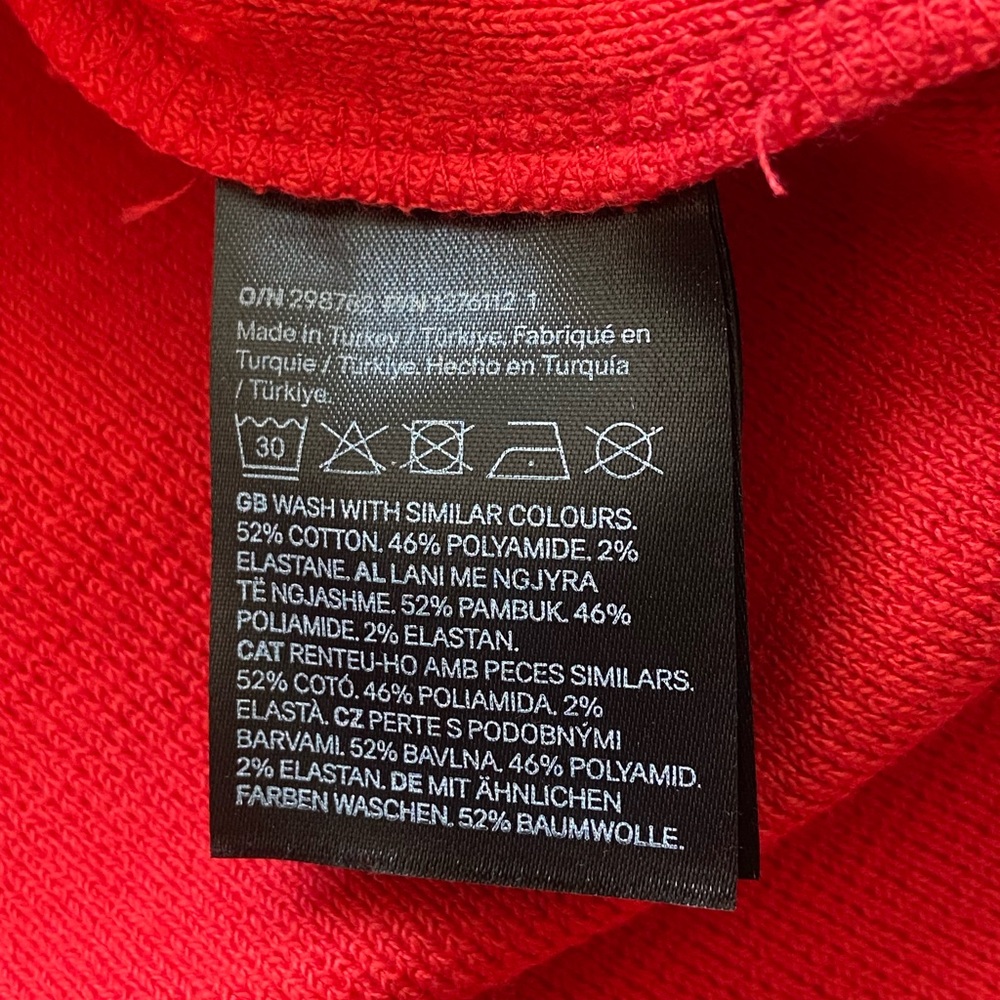 H&M Divided Red Crop Top Cardigan - Picture 11 of 11